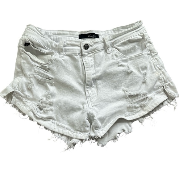 KanCan Pants - Kancan White Distressed High Rise White Jean Shorts Size 11/29